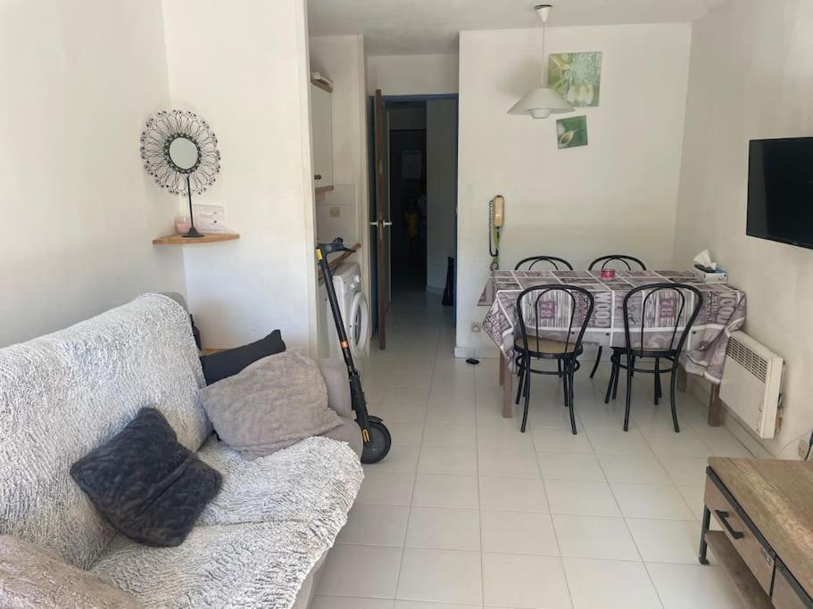Appartement Rdc En Residence Avec Piscine คานส์ ภายนอก รูปภาพ